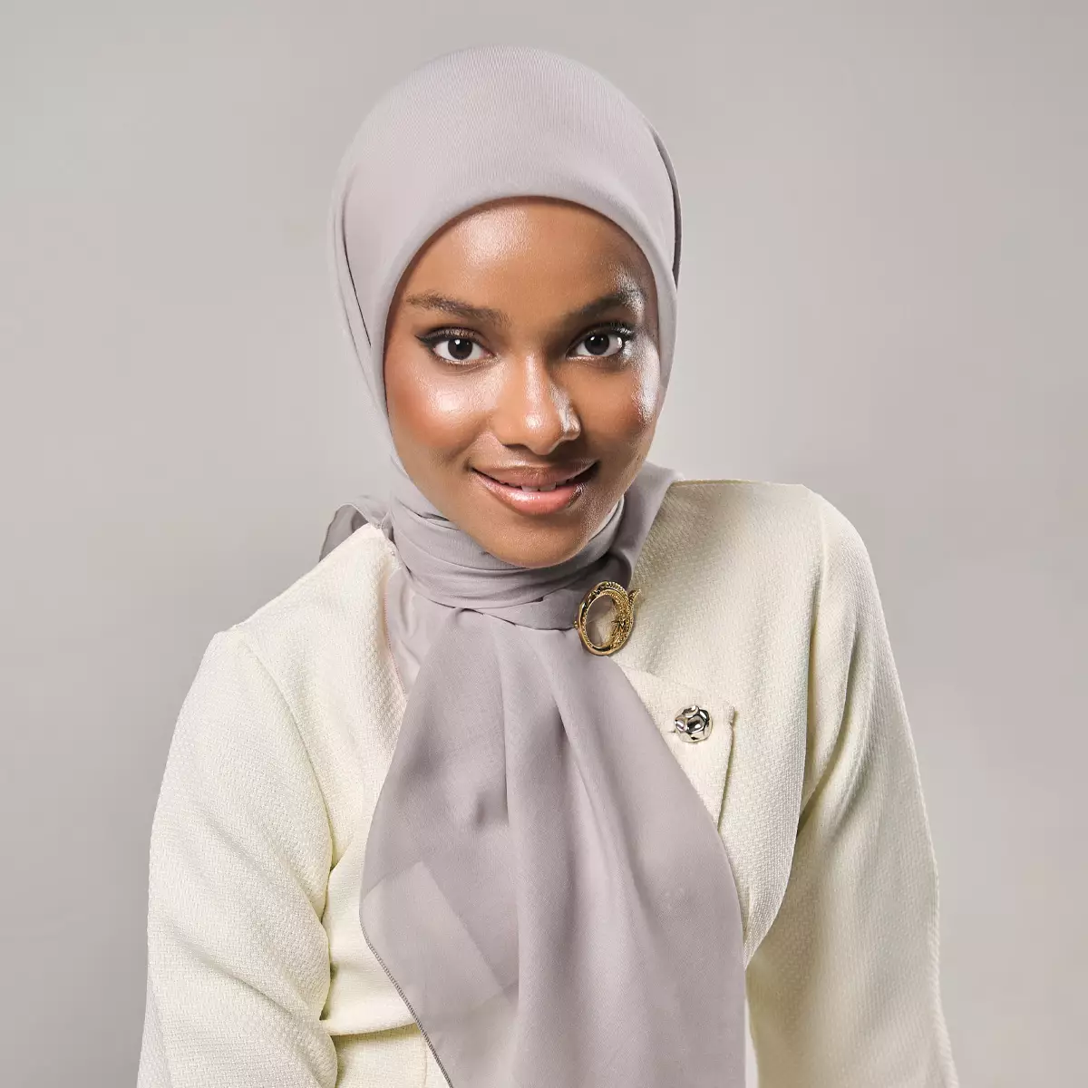 [New Collectio] ZM Zaskia Mecca - Hijab Paris Premium Parissa Silver | Bahan Adem, Fine Stitch, Mudah Dibentuk & Classy