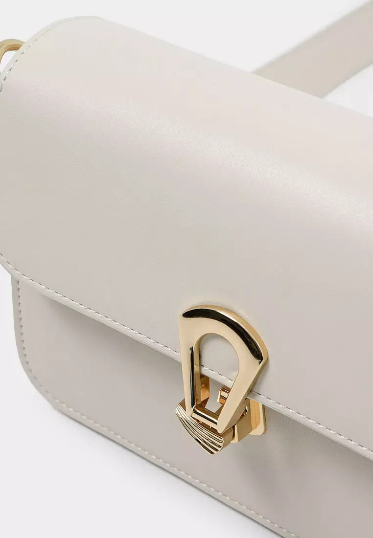 Everlina 2 Strap Bag