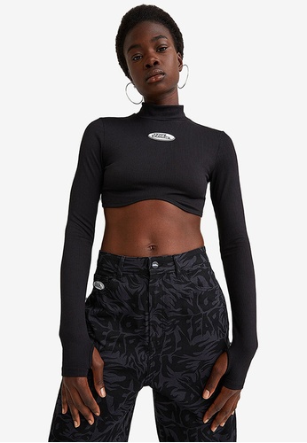 Hu0026M Long-Sleeved Cropped Top | ZALORA Malaysia