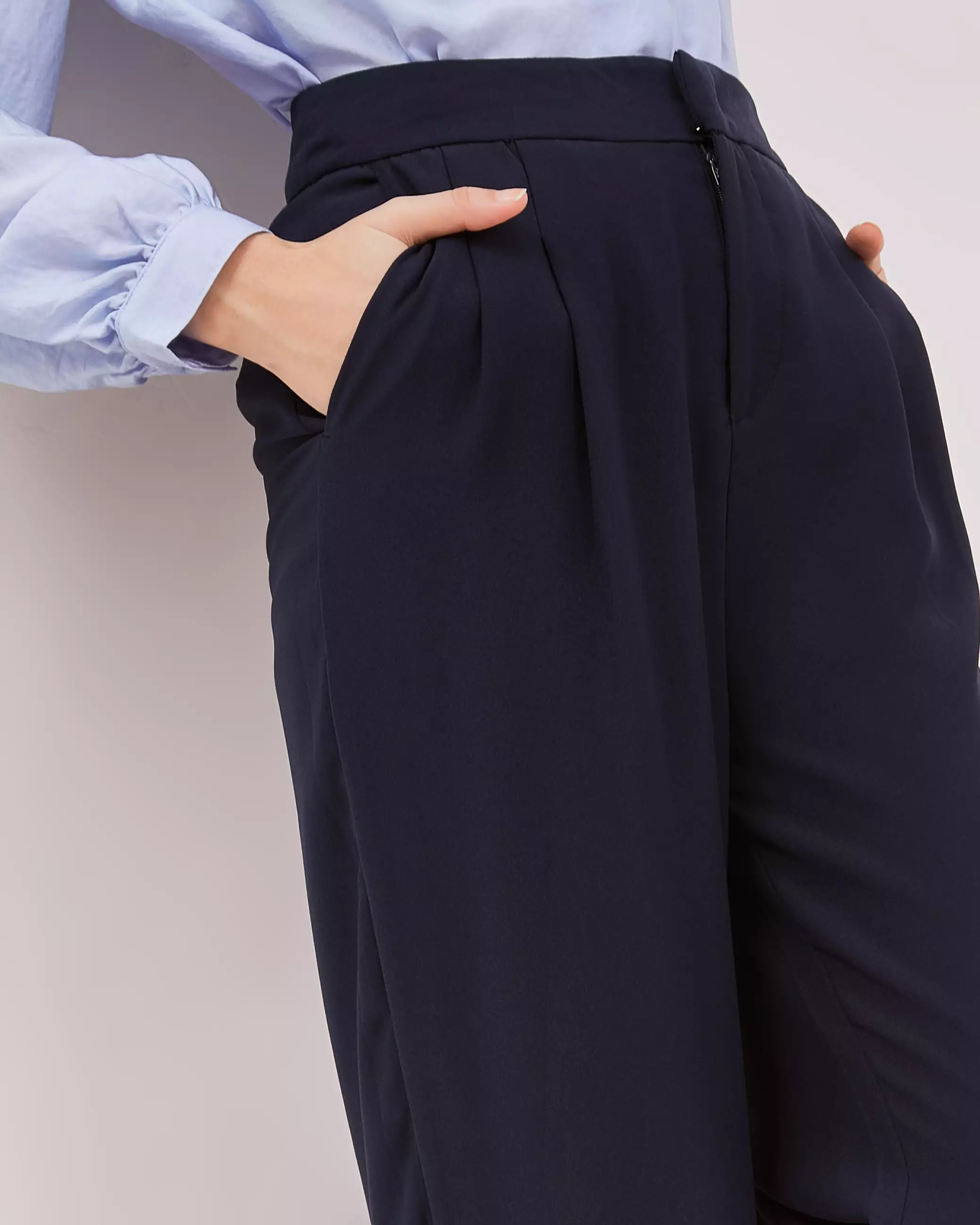 Urban Exchange Lilian Navy Wide-leg Pants - Bawahan Celana Panjang Formal Navy Warna Navy