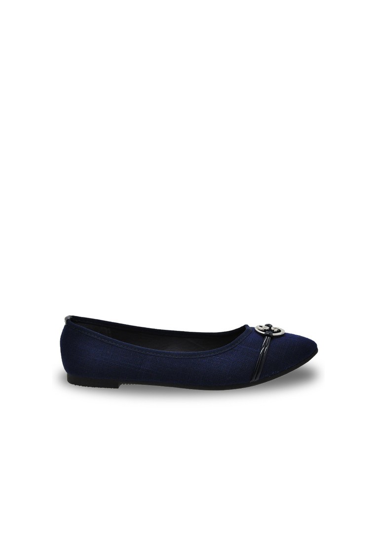 Noveni Slip On Monotone Buckle Details Casual Flats