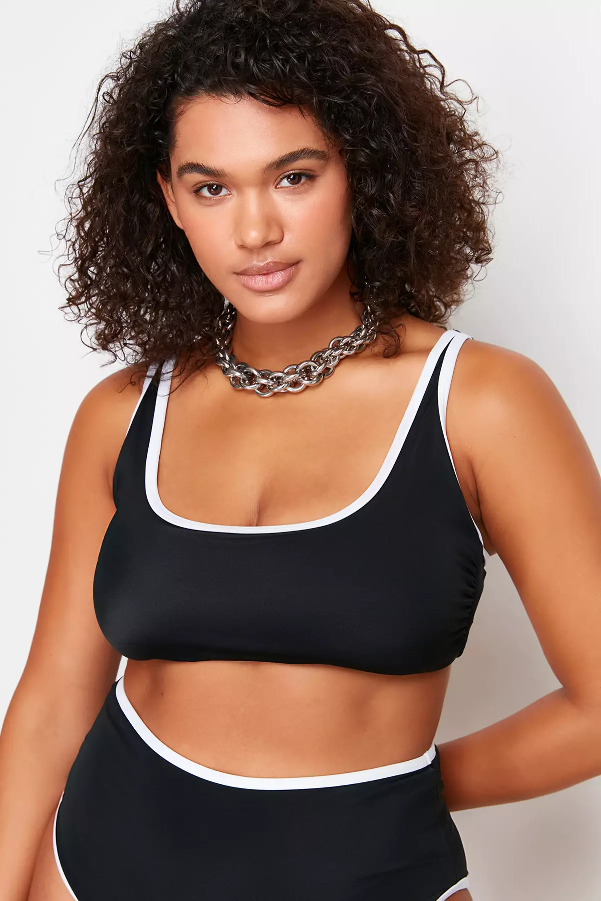 Plus Size Contrast Piping Detail Bikini Top