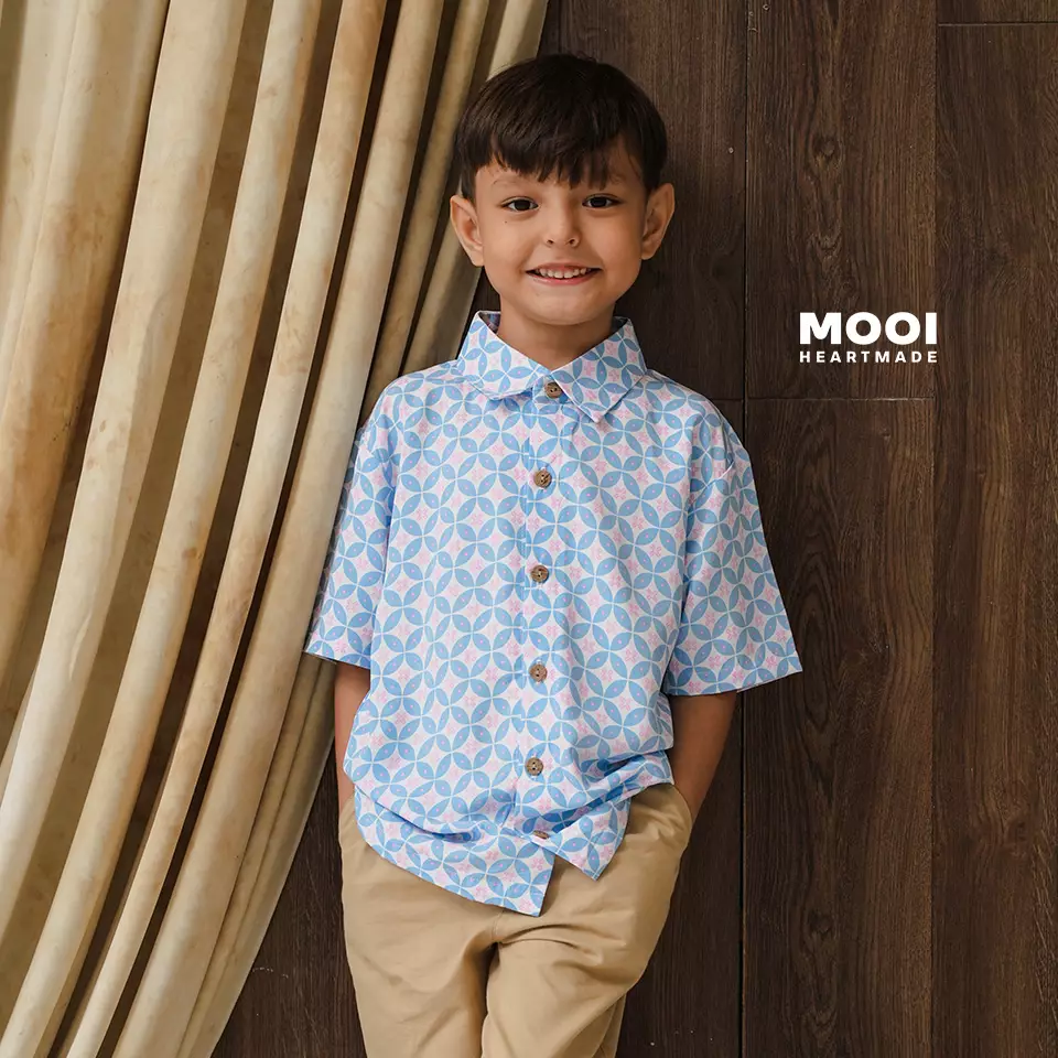 Mooi Atasan Batik Kemeja Anak Laki-Laki Mahesa Batik Shirt - Nude Brown