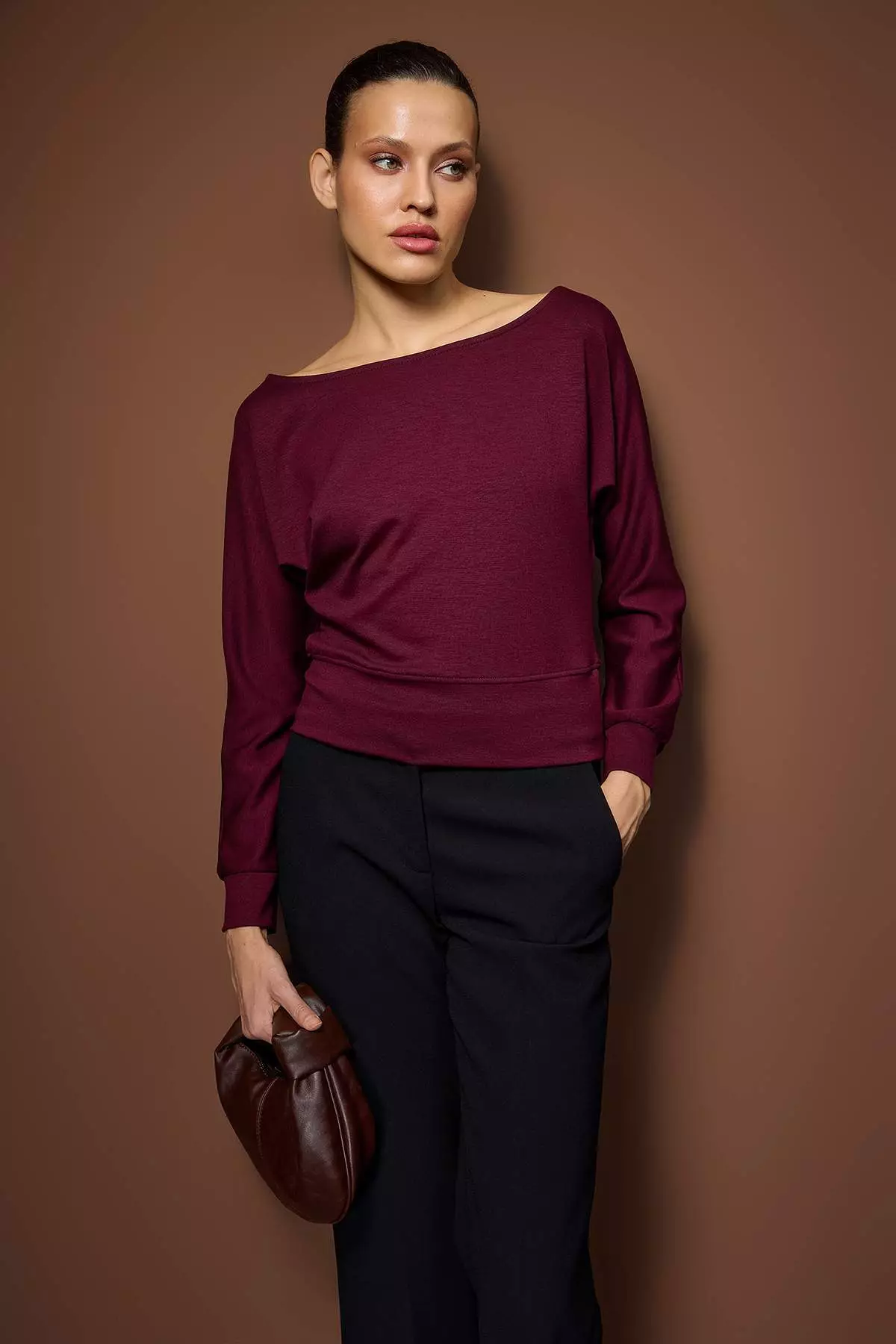 Burgundy Boat Neck Regular Length Knitted Blouse Twoaw26Bz00357