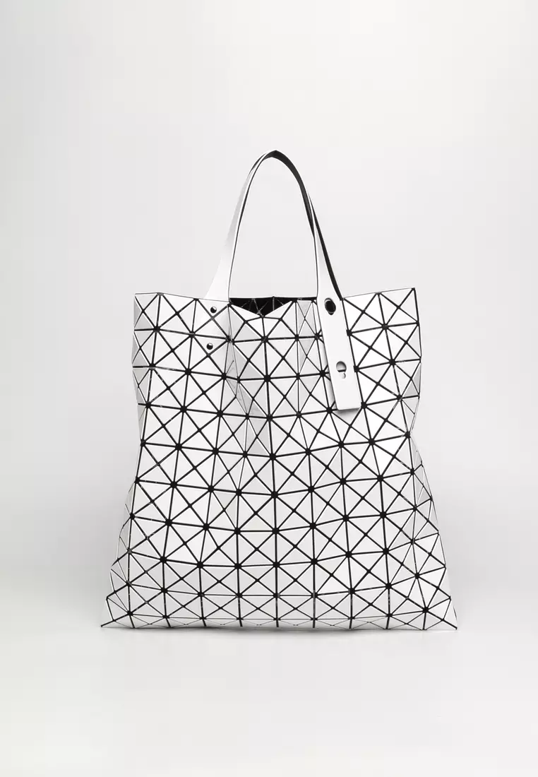 Bags, The official ISSEY MIYAKE ONLINE STORE