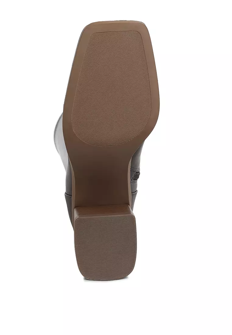 Sepatu bot hak blok kulit imitasi warna coklat