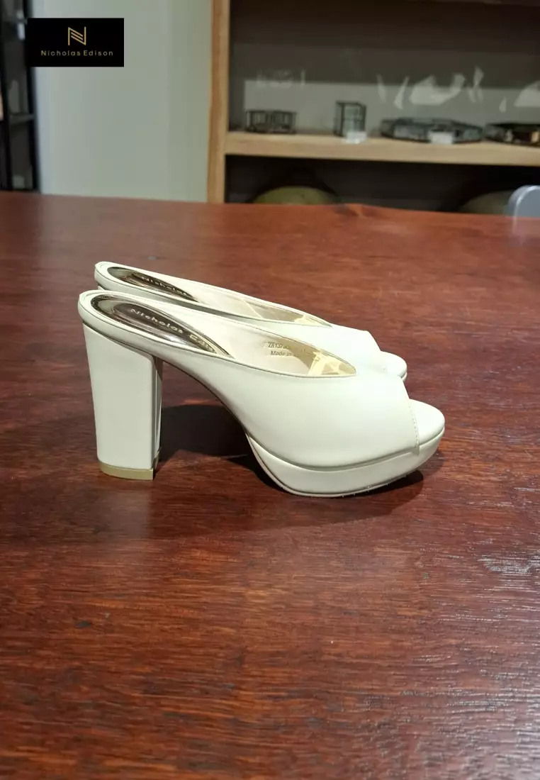 Nicholas Edison Heel Lela Cream