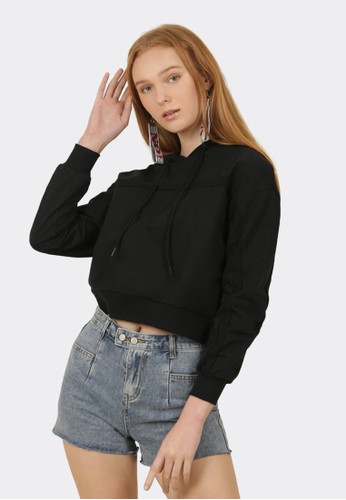 sweater crop