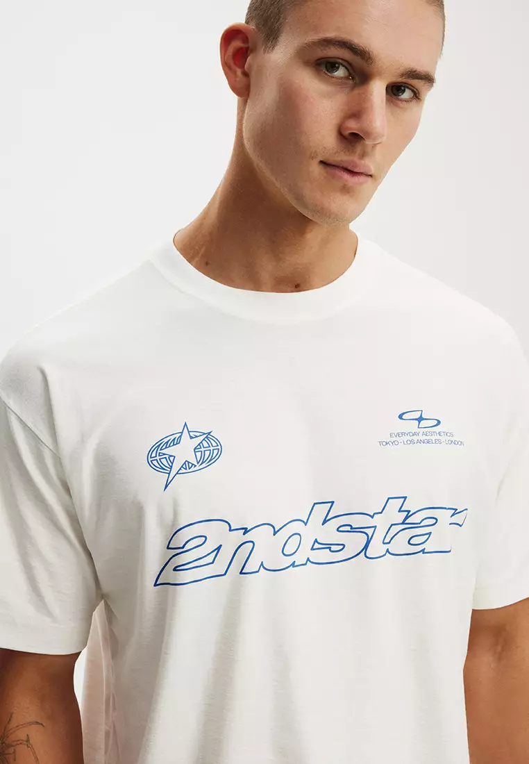 Box Fit Graphic T-Shirt