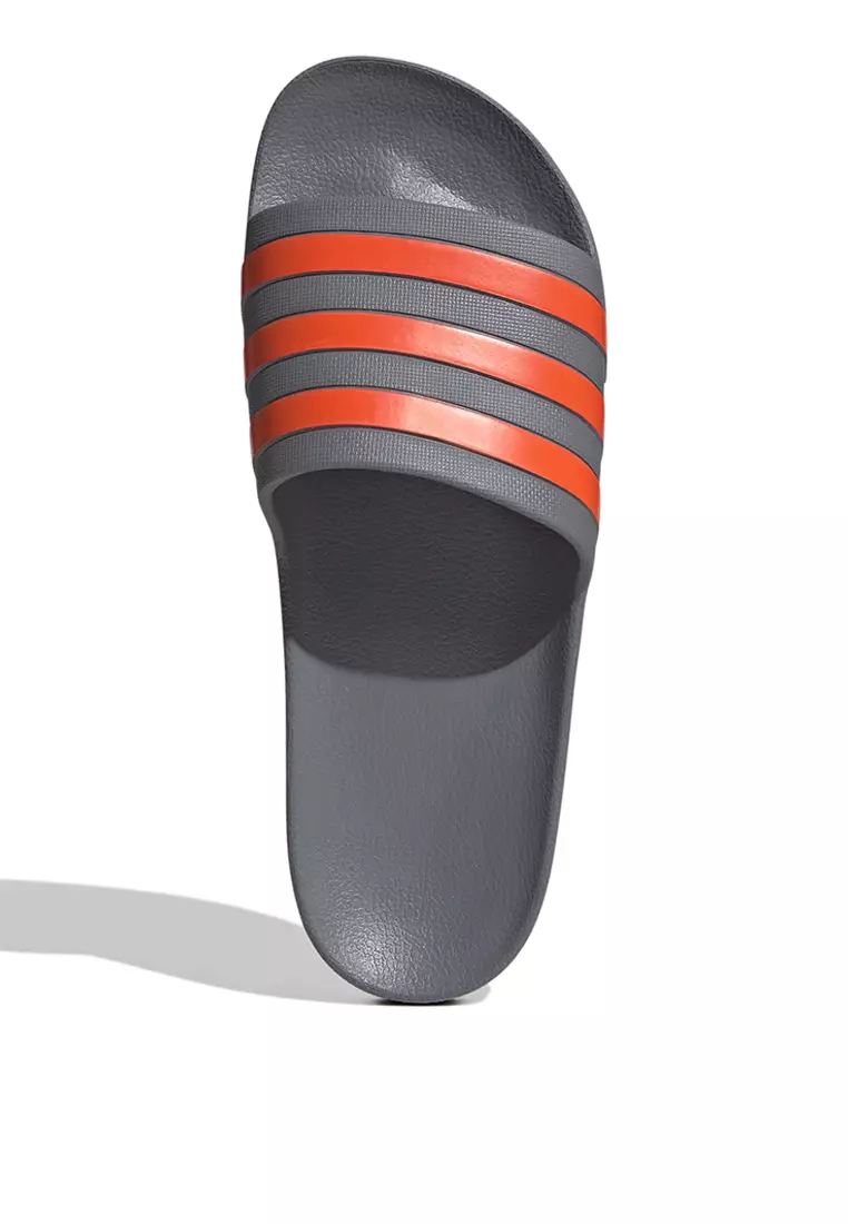 Adilette Aqua Slides