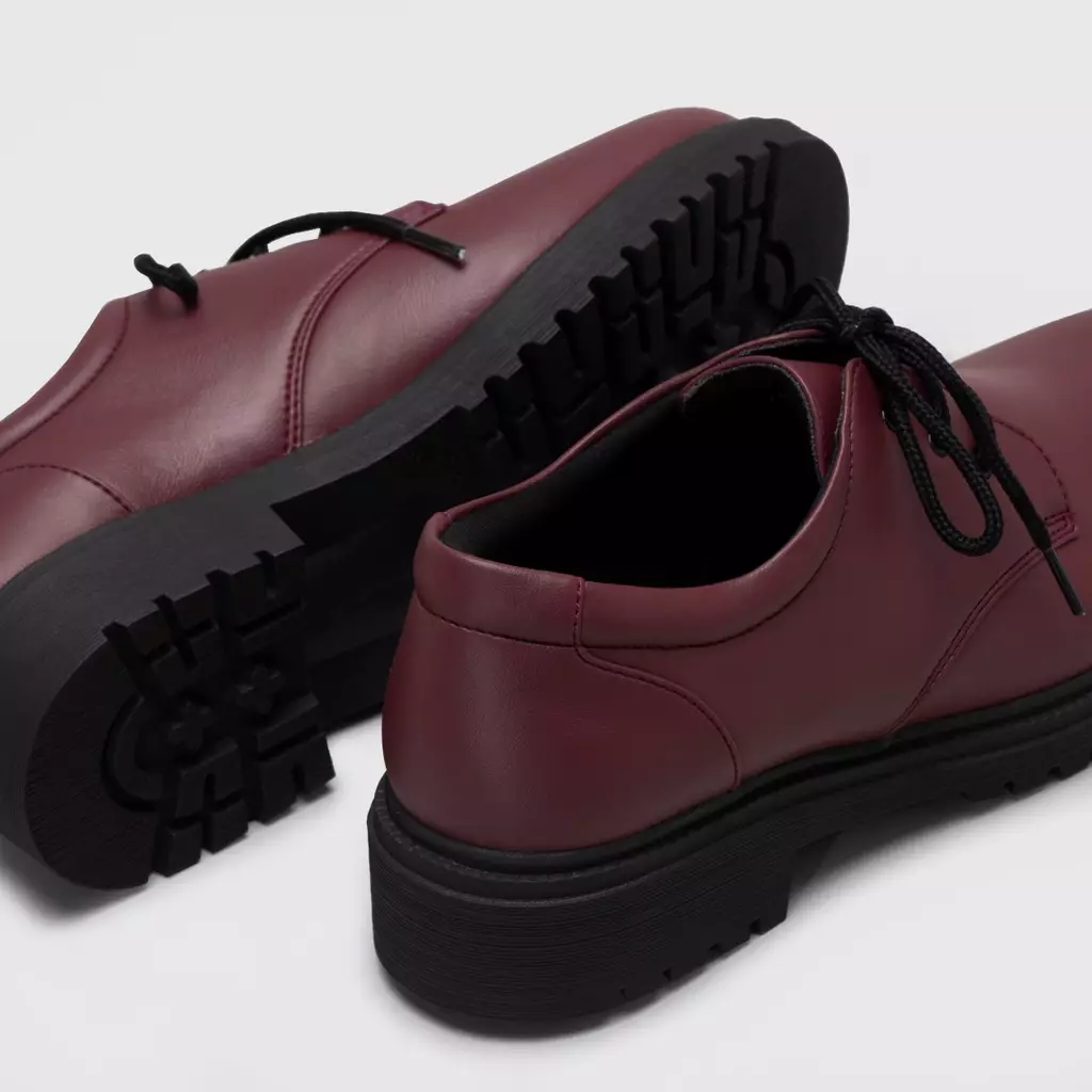 Vailey Oxford Matte Maroon