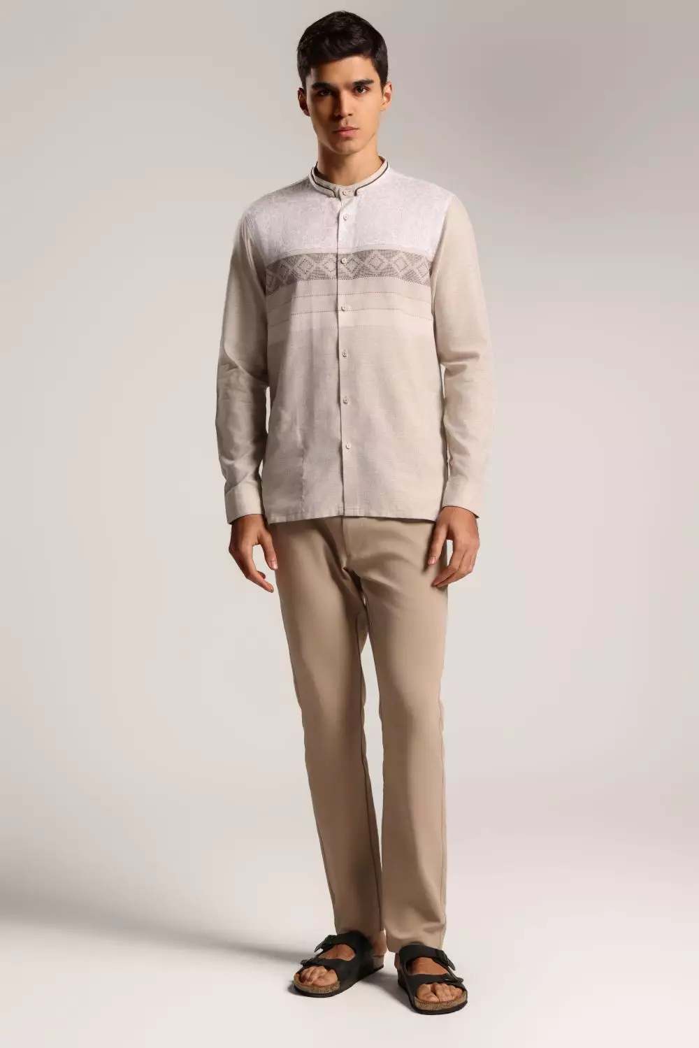 MOC Kemeja Koko Lengan Panjang Pria Najran - Khaki