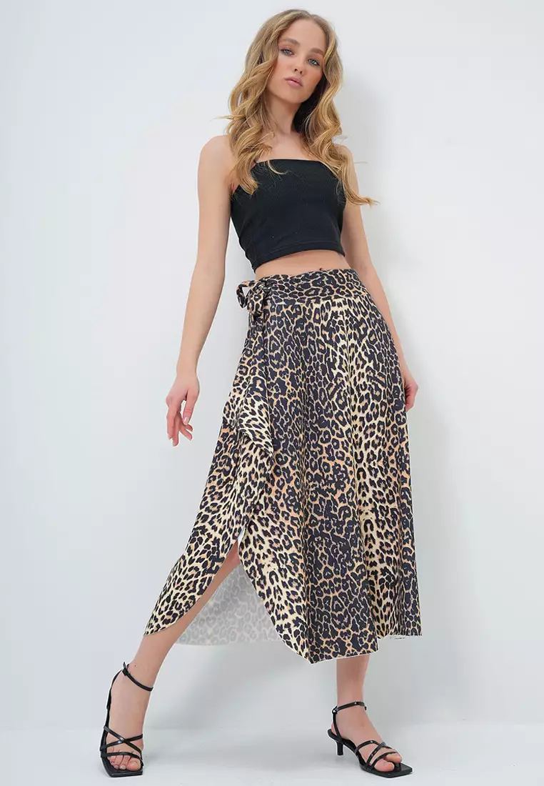 Women's Leopard Asymmetric Cut Tied Waist Skirt
