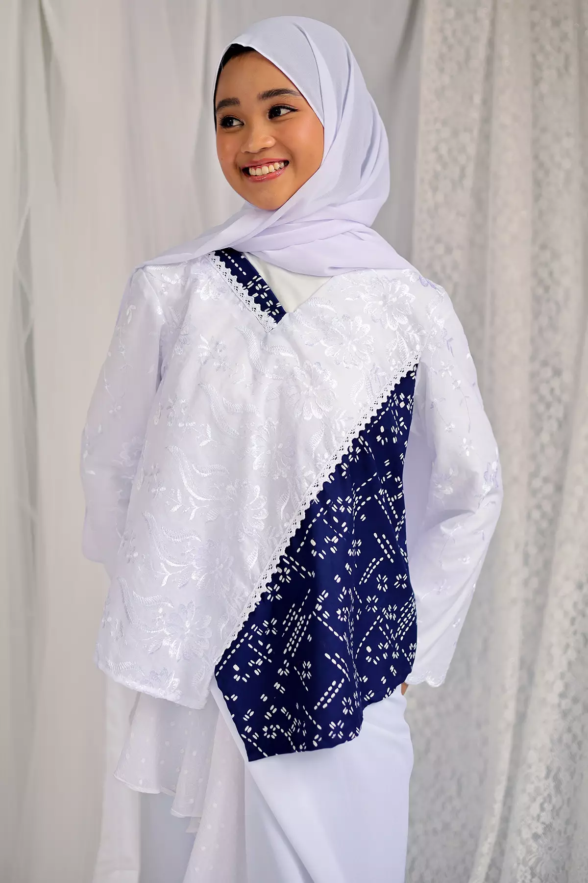 Lituhayu Sashiko Biru Blouse Batik Raya