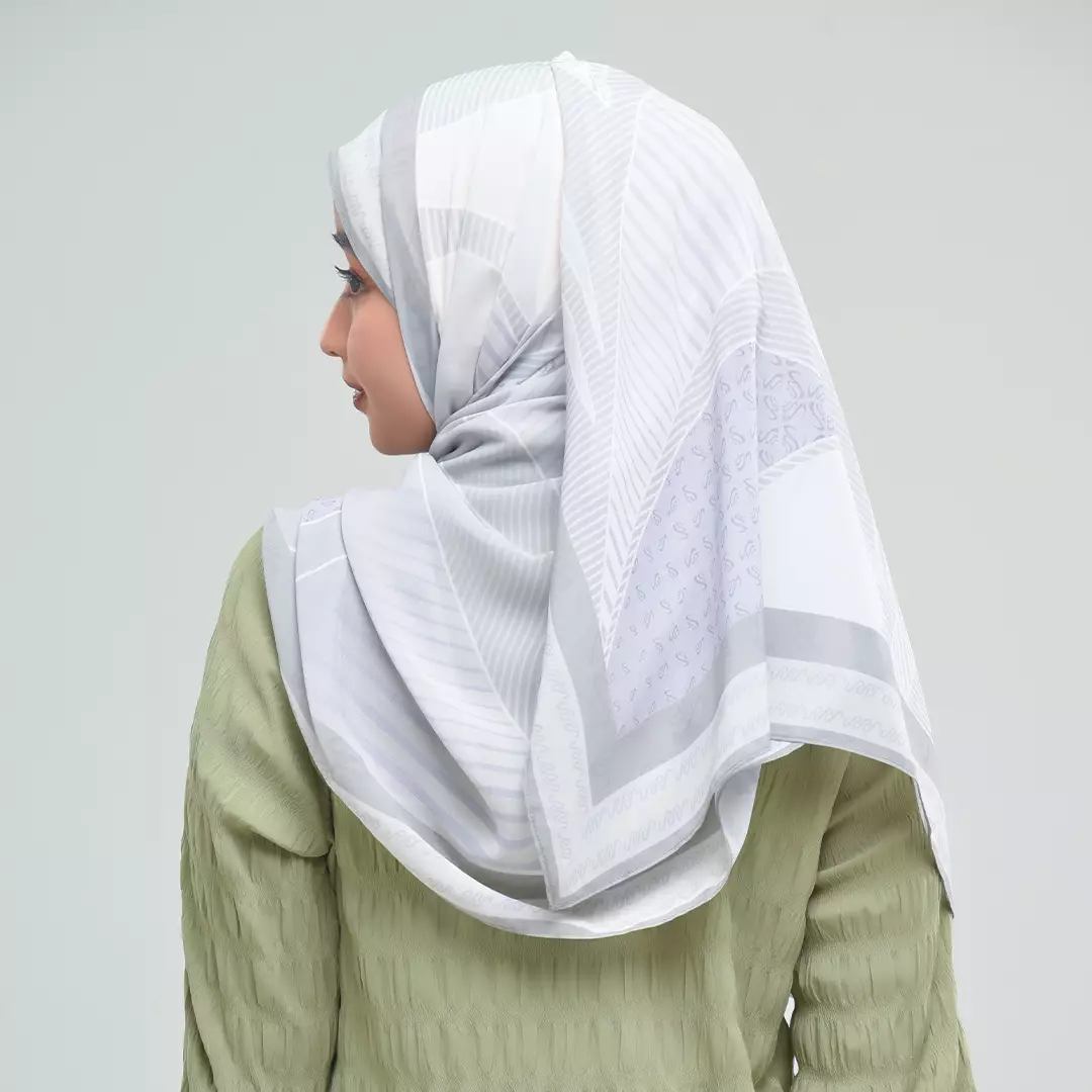Rabbani - Kerudung Segi Empat Muslim Wanita Motif Zahira Malyska - Green Tea
