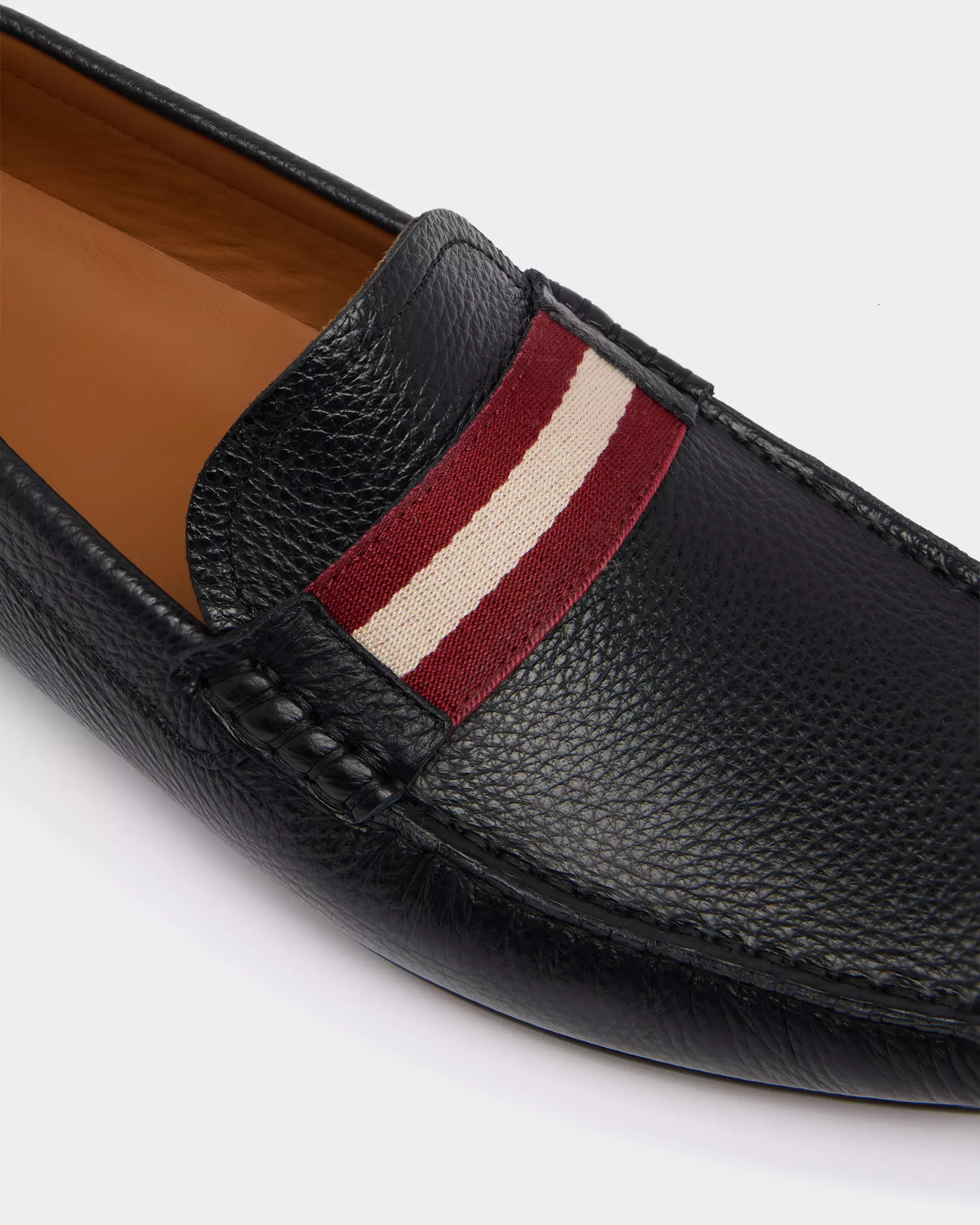 Bally Vennys Loafers in Leather - Black