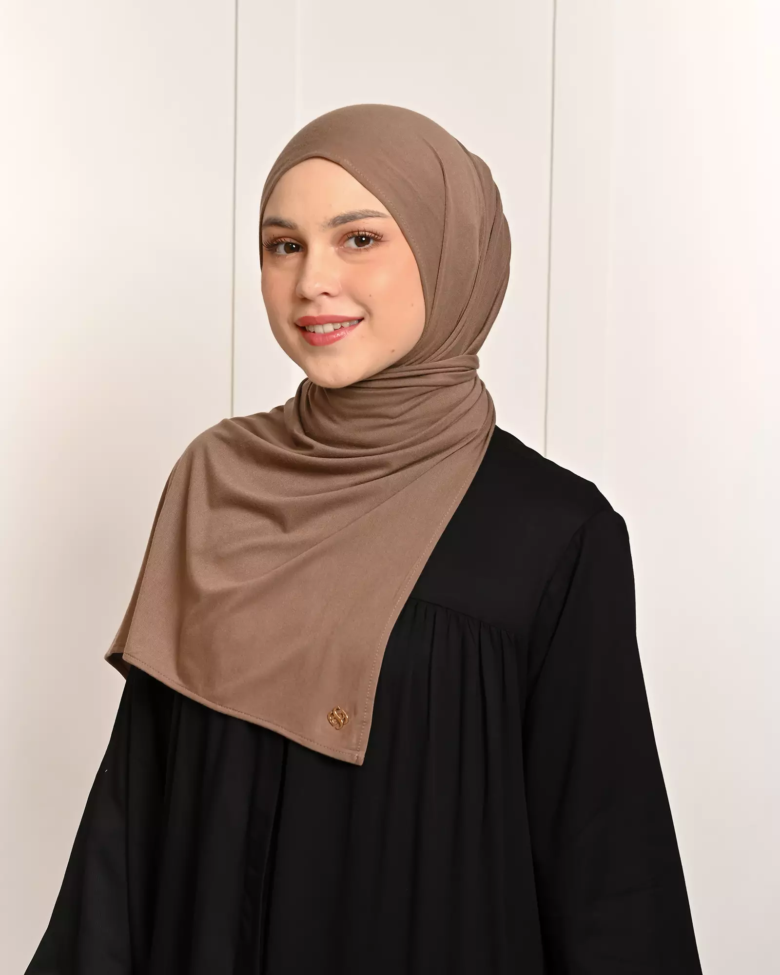 Geulis.id JESSIE EVERYDAY SHAWL (10 warna) Hijab - LIGHTBROWN