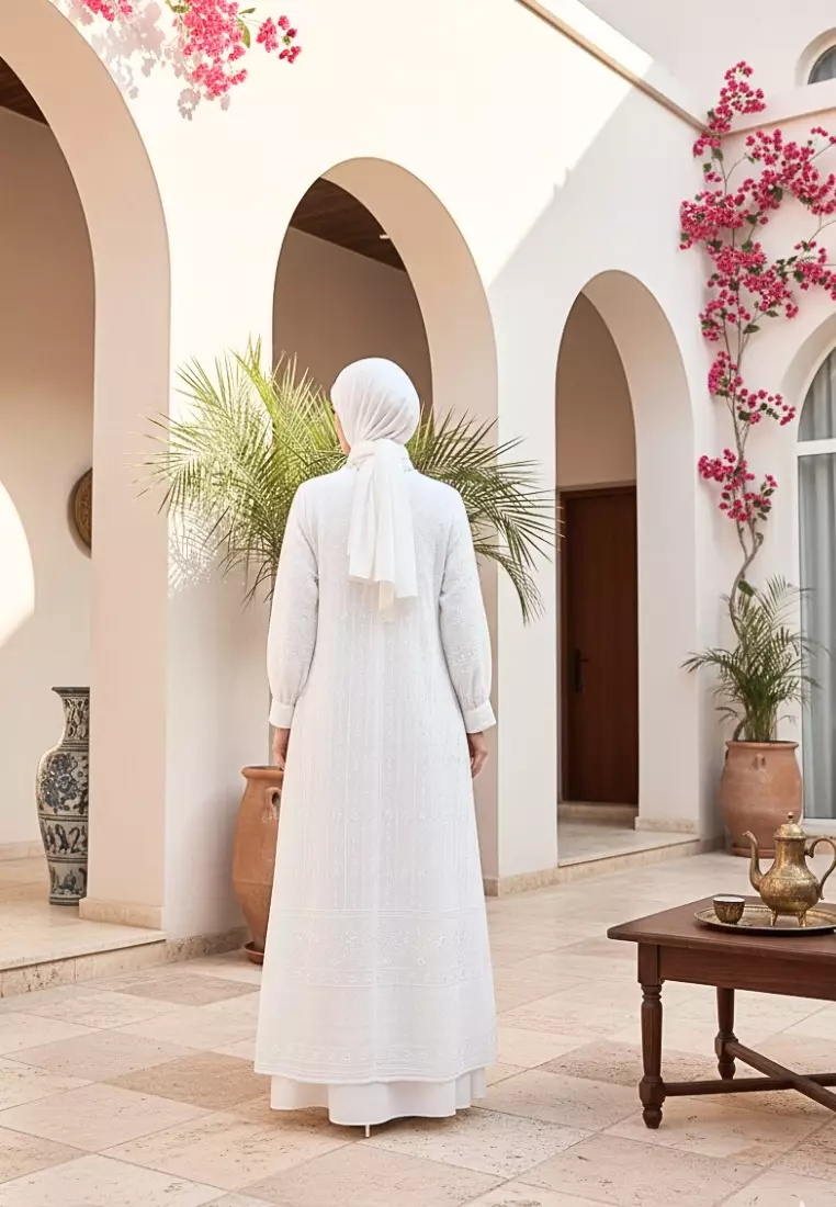 Gamis Muslimah Putih Elegan Model Long Dress Premium – Baju Lebaran Wanita Terbaru Nyaman, Anggun & Mewah Dipakai By Brilliant Girl Warna PUTIH