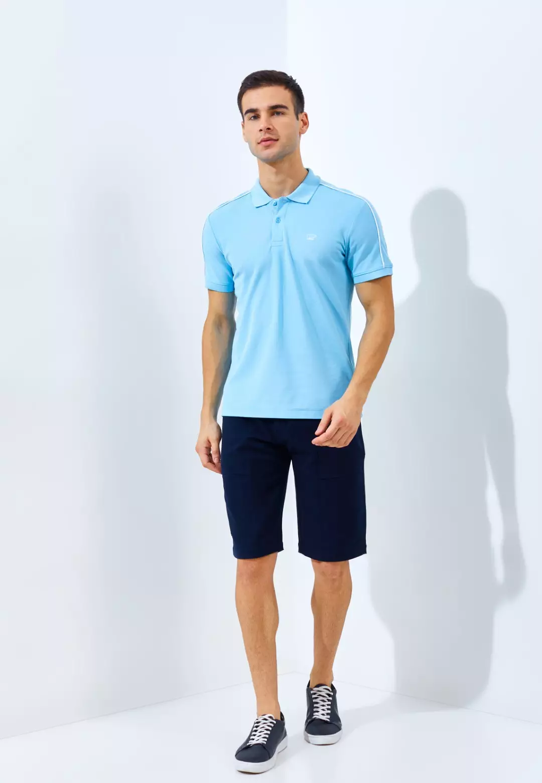 Jack Nicklaus Stellar Polo Shirt Pria Slim Fit Light Blue Colour Light Blue