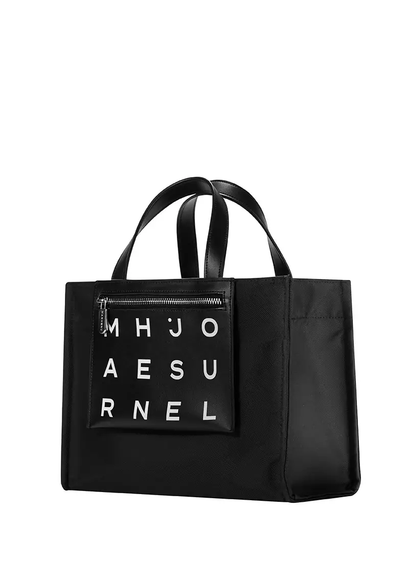 Marhen.J Mandy Black