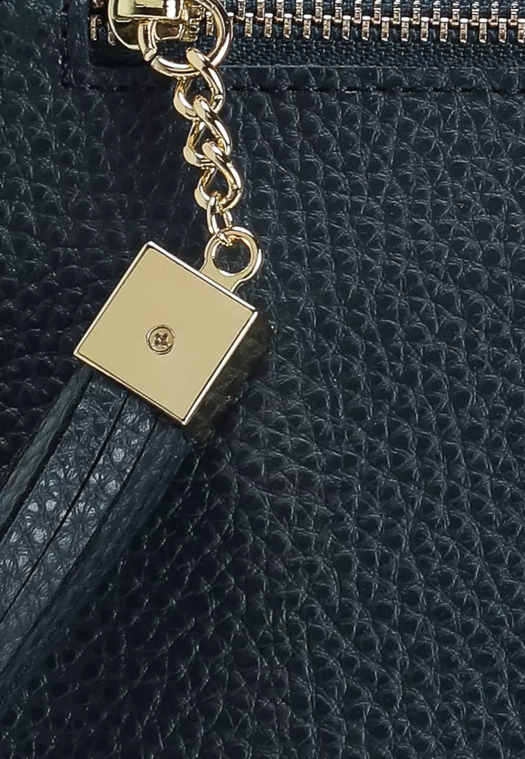 Pebbled Pouch With Card Holder