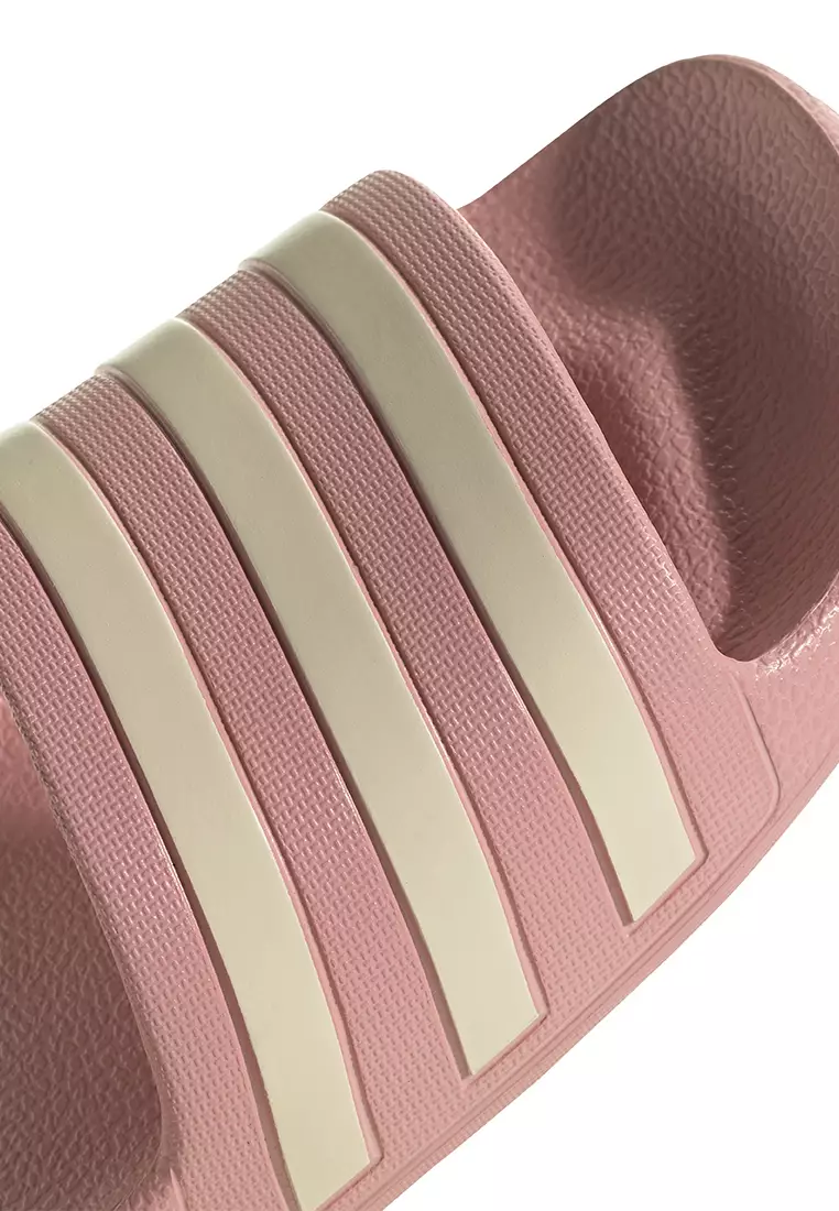 adilette aqua slides