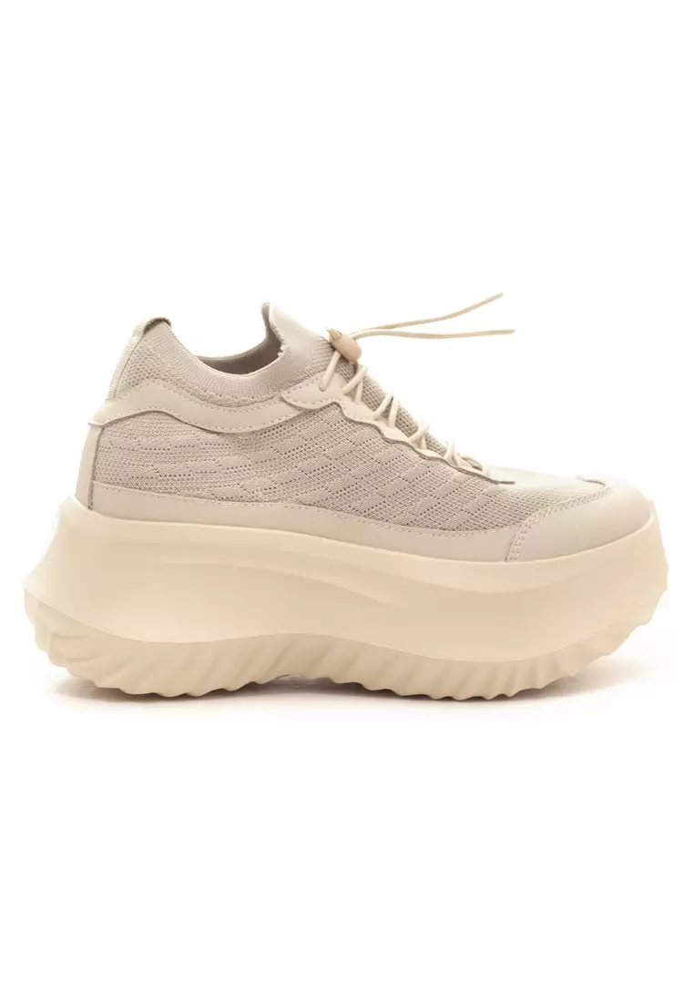 Chunky sales beige trainers