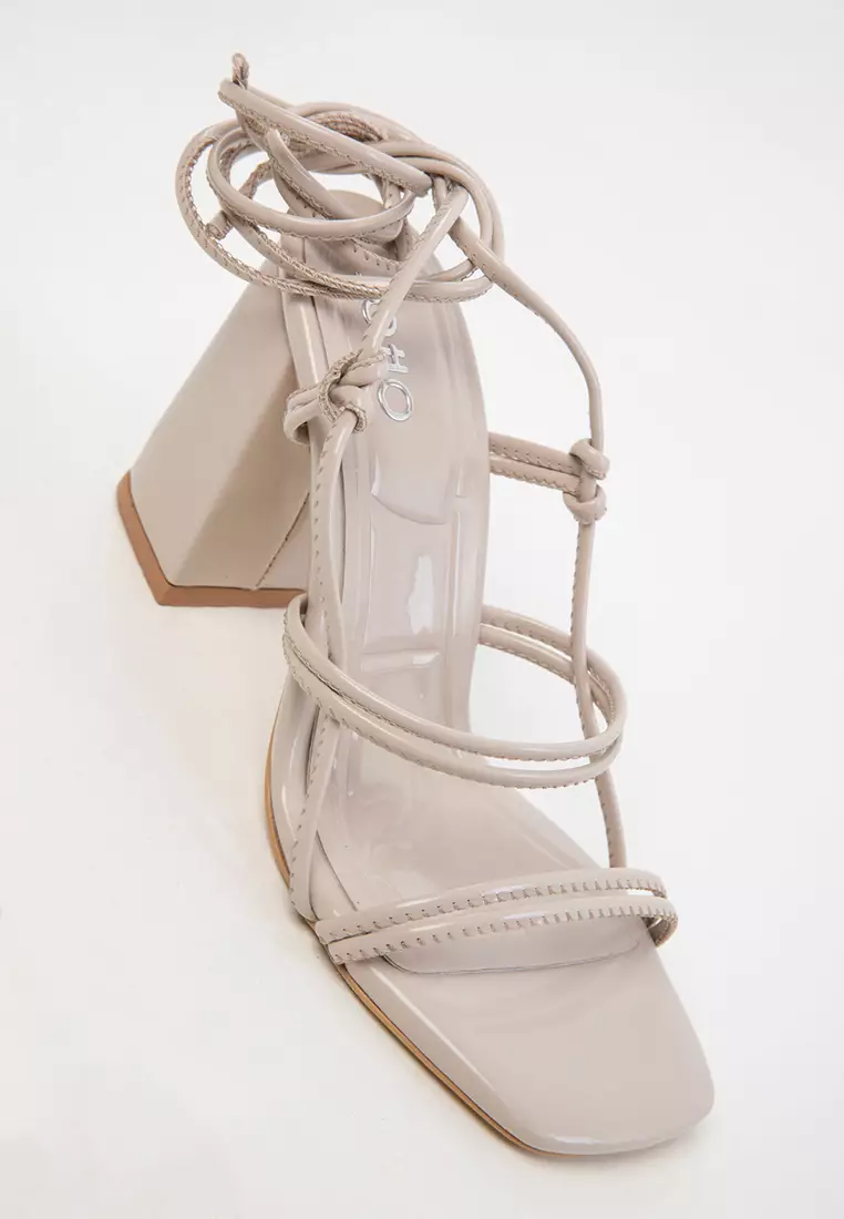 Patent Leather Classic Heeled Shoes