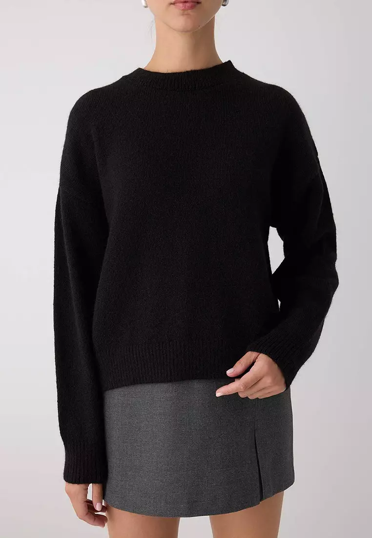 Black Alpaca Wool Blended Premium/Special Yarn Wide Fit Basic Knitwear Sweater
