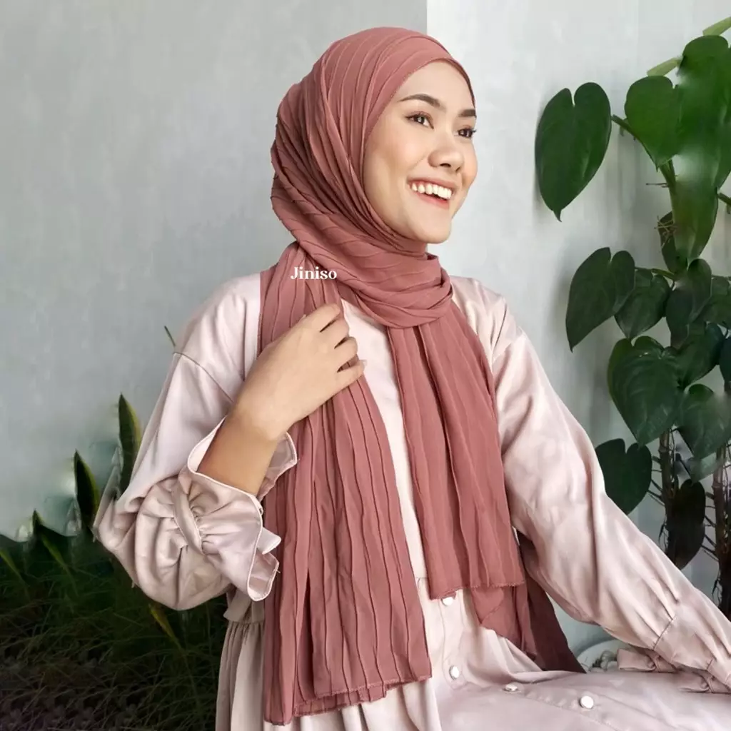 AURA Active Hijab Pashmina Full Plisket Wave