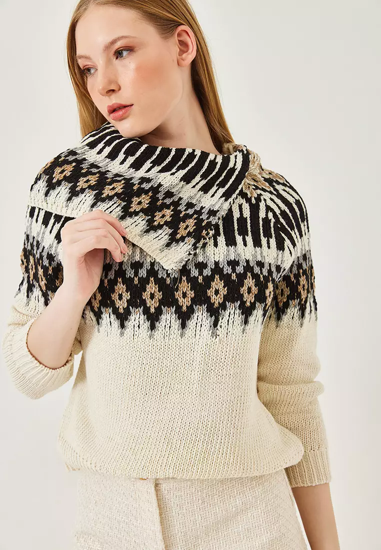 Printed Knitted Sweater