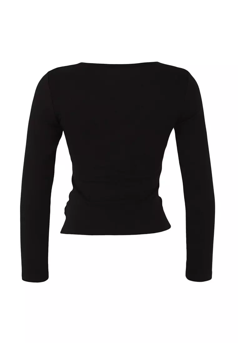 Black Fitted/Fits The Body Double Look Half Zippered Double Layered Knitted Blouse