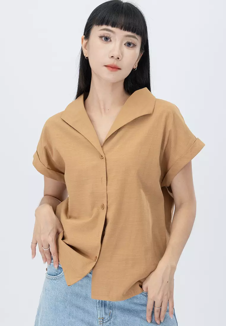 翻领扣式衬衫上衣