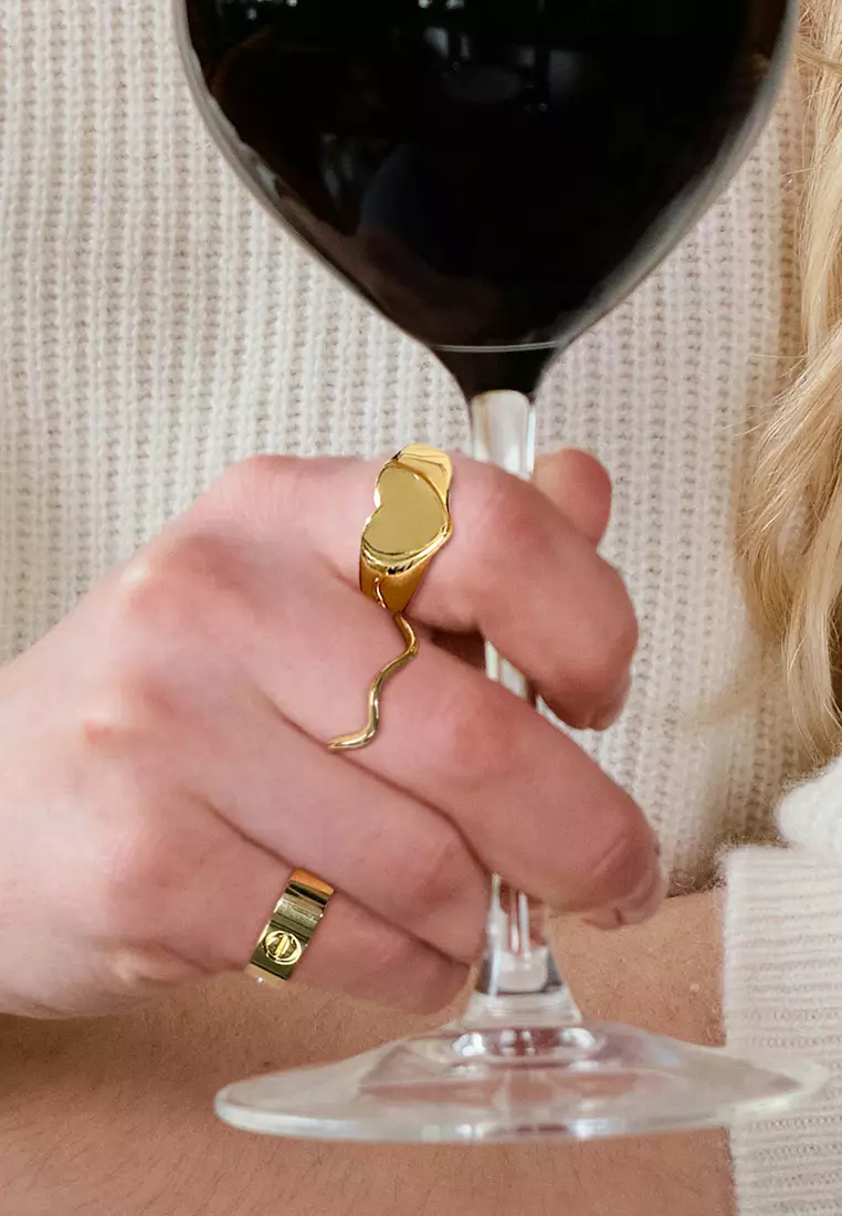 Heart's Desire Signet Gold Layered Ring in 10mm