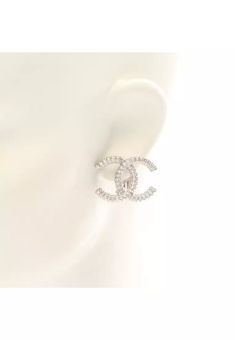 Pre-Loved Chanel coco mark A23P earrings Rhinestone Silver clear
