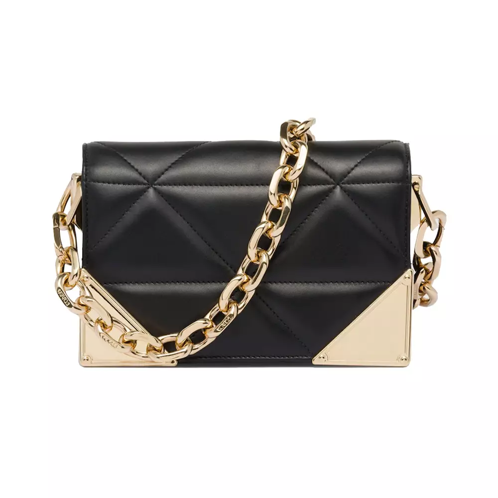 Prada quilted leather shoulder bag deals
