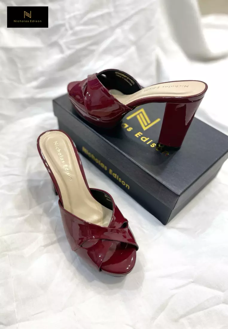 Heel Nola Maroon