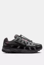 Medium Ash/Black-Iron Grey-Hyper Pink