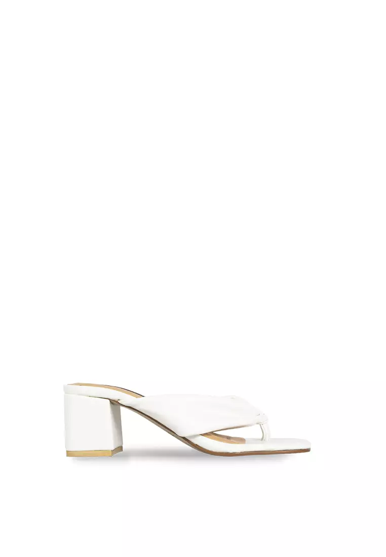 Discount on Zanea Shoes  shoes - SKU: Thong-Strap Heeled Sandals