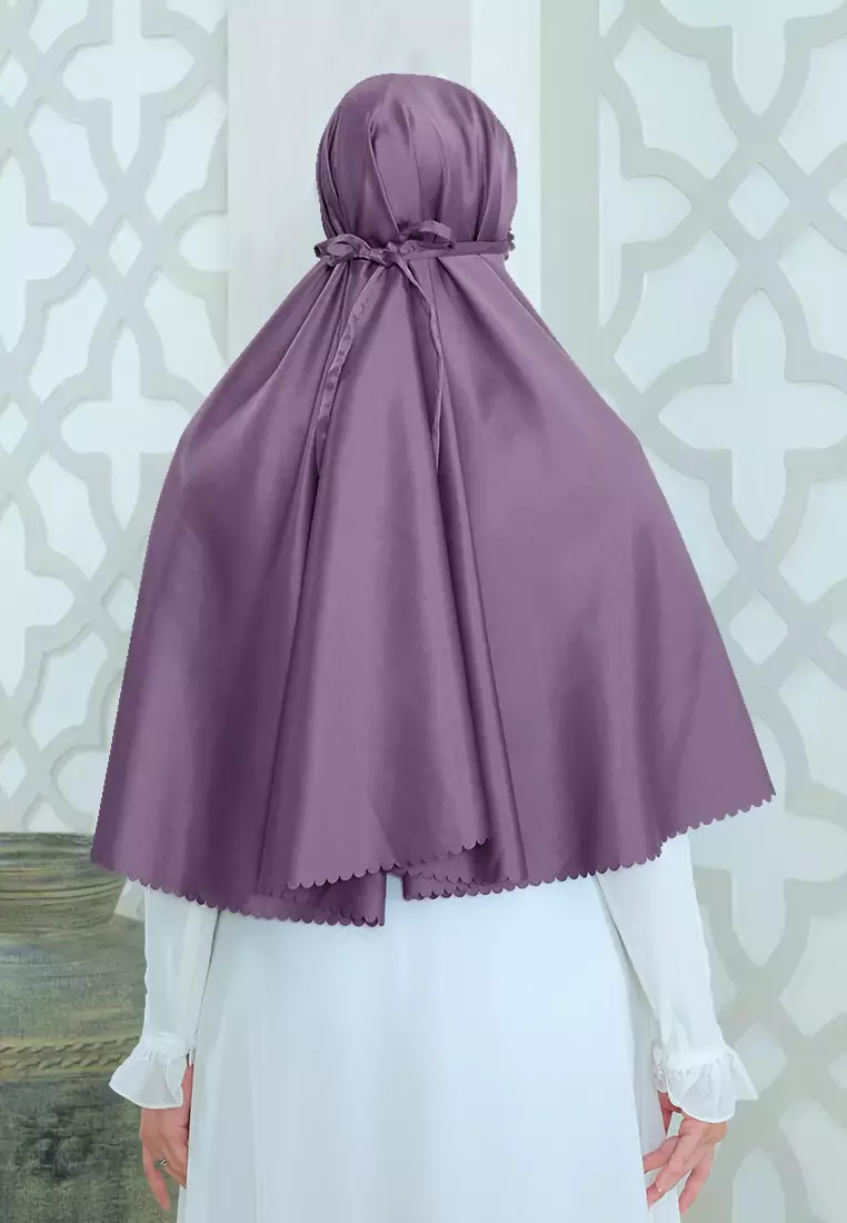 Zelena - Binar Hijab Silk | Hijab Instan | Kerudung Bergo - Herb Petunia