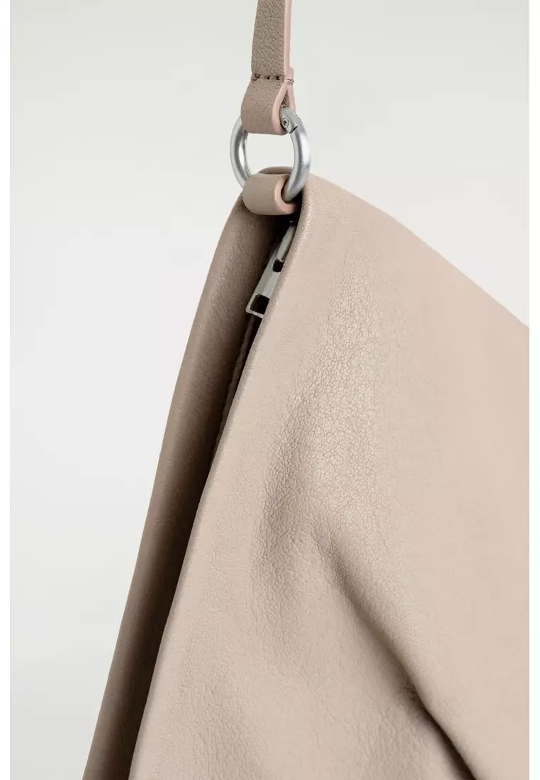 TWISTED CLUTCH BAG - LEATHER