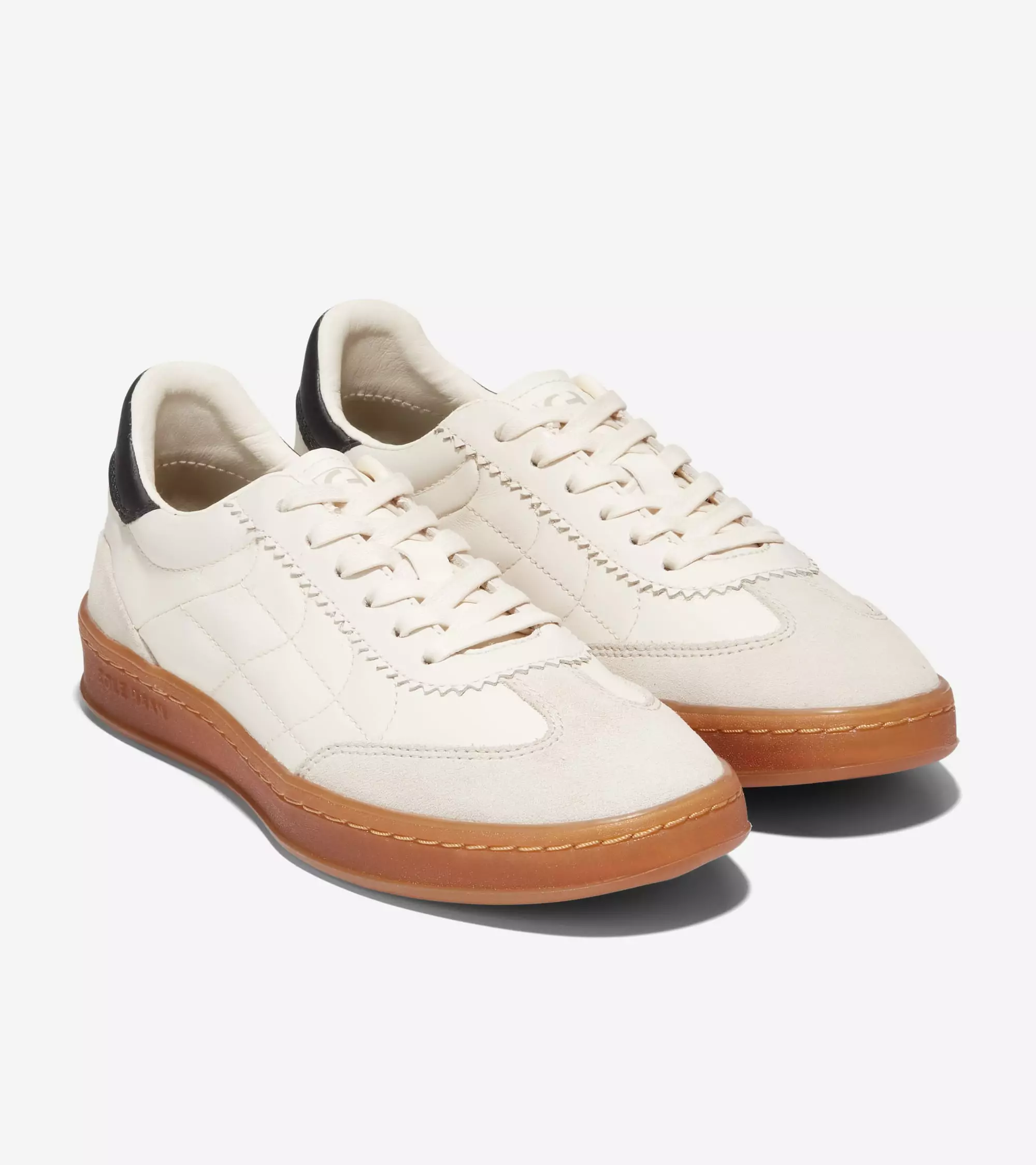 Cole Haan Woman Grandpro Breakaway Sneaker - Sepatu Wanita (Putih)