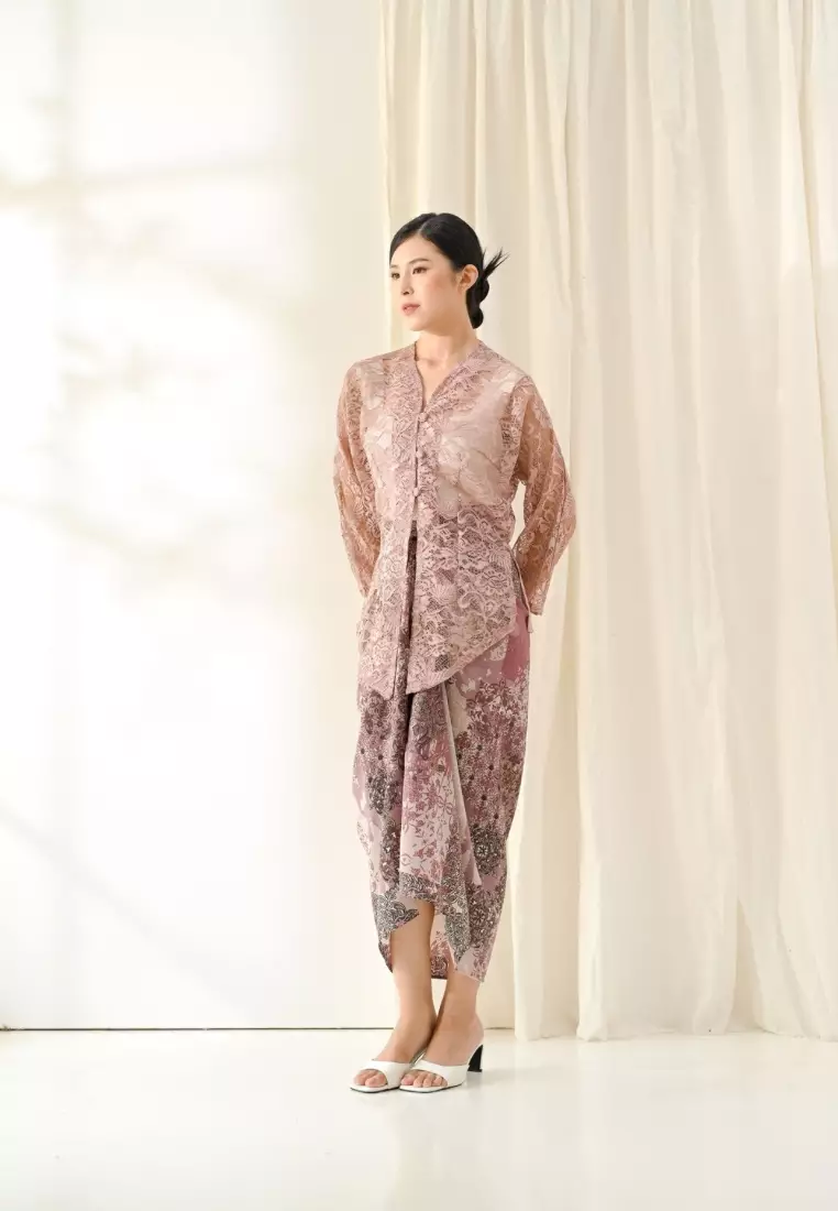 Aruna kebaya blouse