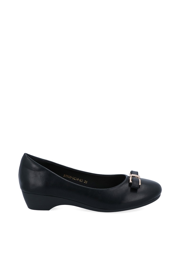 Black Eleanor Pump