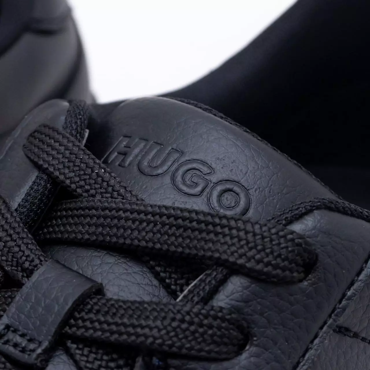 Faux Leather Trainers with Zigzag Detailing Sneakers Black