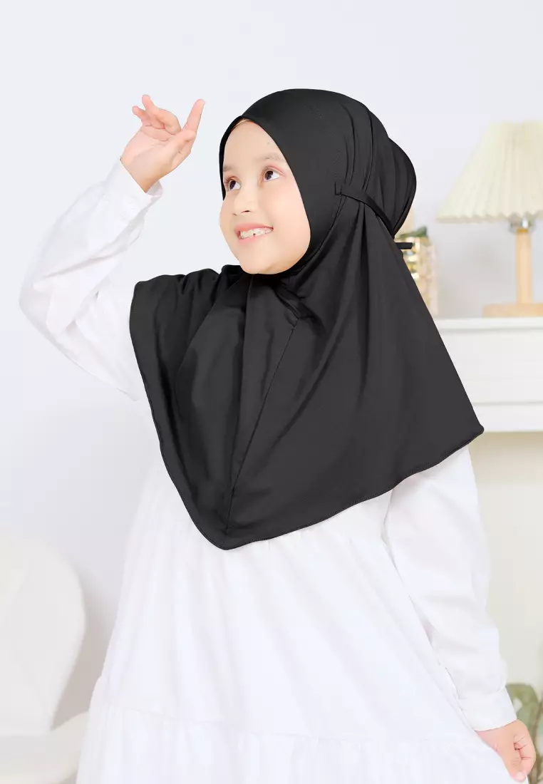 Cotton Bee - Alisha Hijab Instan Anak | Bergo Kerudung Tali Anak - M