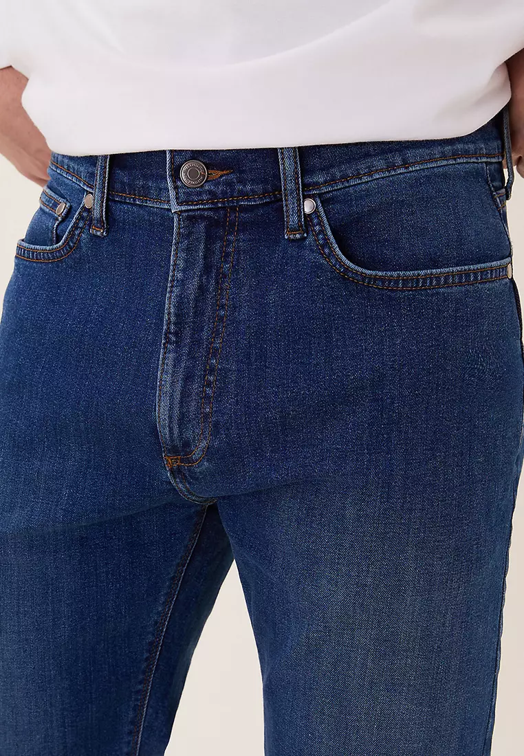 Straight Fit Stretch Jeans