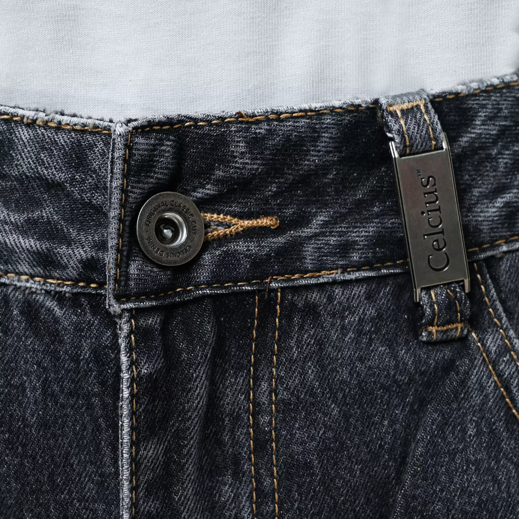 CELCIUS Celana Denim Reguler Fit  I31000426C Hitam