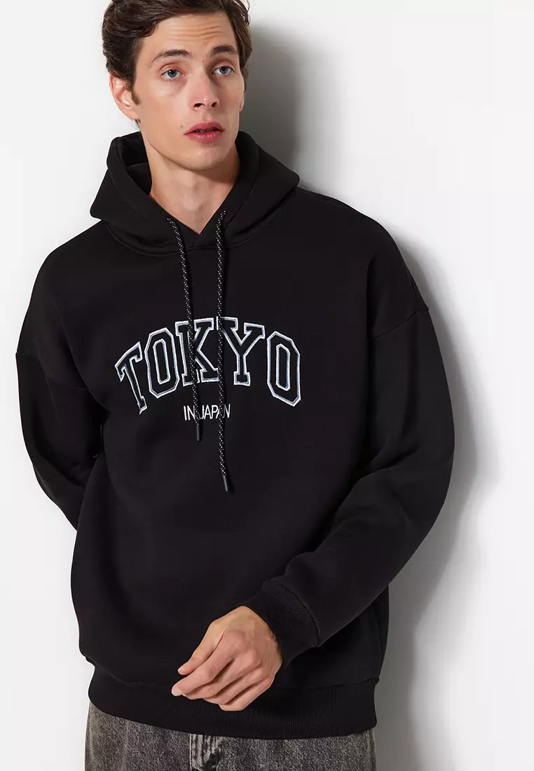 Casual sweatshirt shop