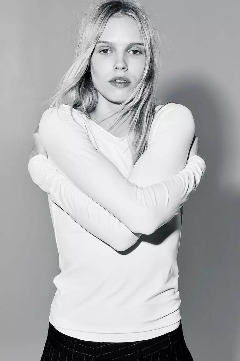 Boat-neck jersey top